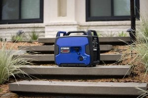 Yamaha EF2200iS 2200 Watt Portable Inverter Generator